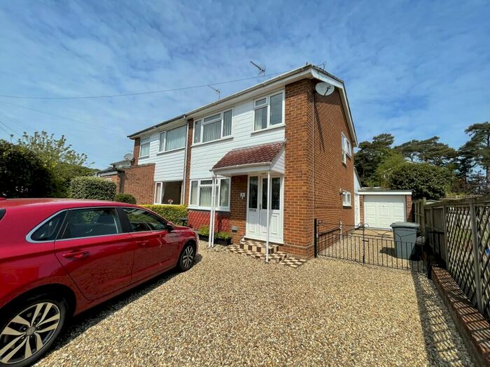 3 Bedroom Semi-Detached House To Rent In Morton Road, Aylsham, Norwich, NR11