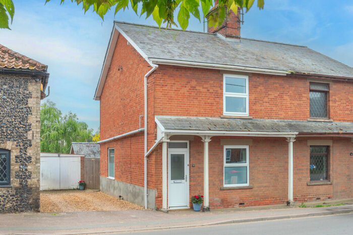 3 Bedroom Semi-Detached House For Sale In Tuddenham, Suffolk, IP28