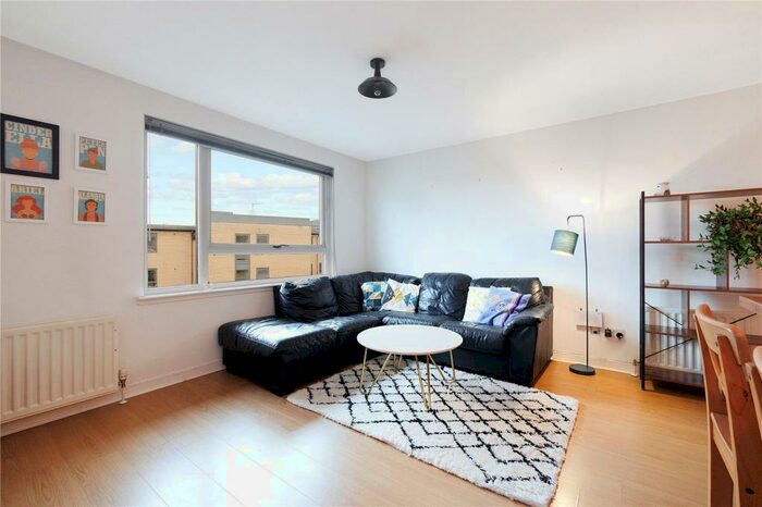 2 Bedroom Flat For Sale In Charlotte Street, Glasgow, Lanarkshire, G1