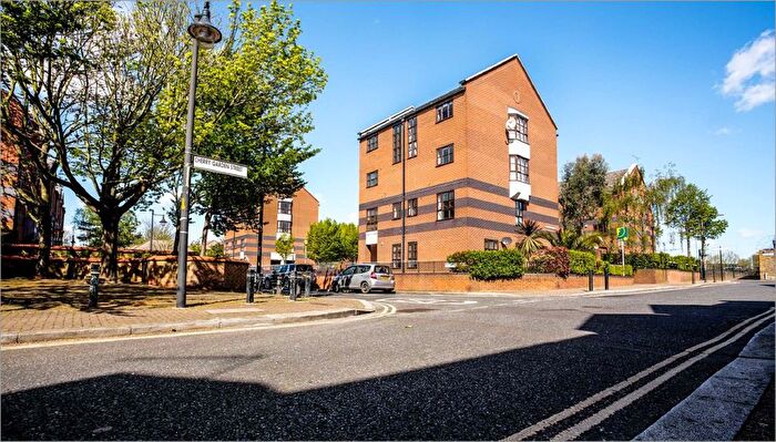 2 Bedroom Flat To Rent In Cherry Garden Street, London, SE16