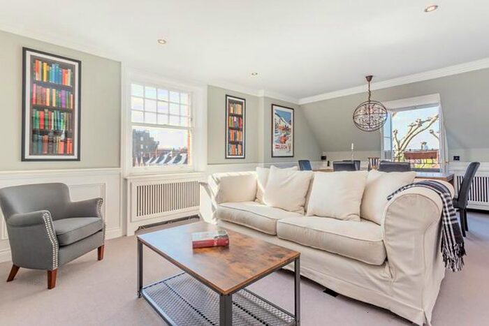 2 Bedroom Flat To Rent In Tite Street, Chelsea, SW3
