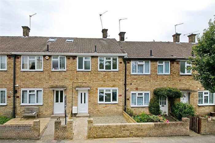 3 Bedroom Terraced House For Sale In Mitford Road, Upper Holloway, N19