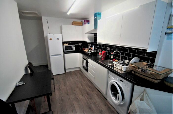 2 Bedroom Flat To Rent In Momus Boulevard, Coventry, CV2