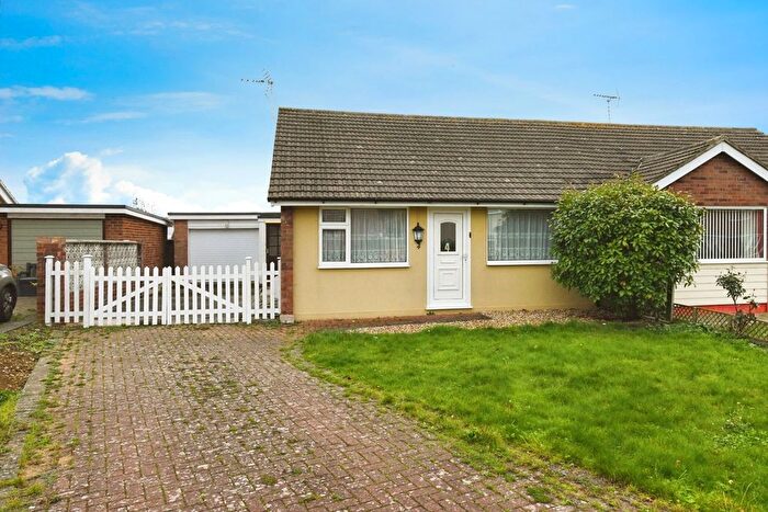 2 Bedroom Bungalow For Sale In Jeffreys Road, Cressing, Braintree, Essex, CM77