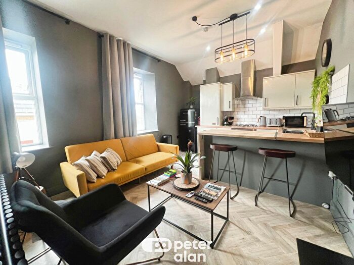 2 Bedroom Flat To Rent In Newport Road, Roath, Cardiff, CF24