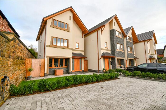 4 Bedroom Detached House For Sale In Sandstone Rise, Oxton, Wirral, CH43