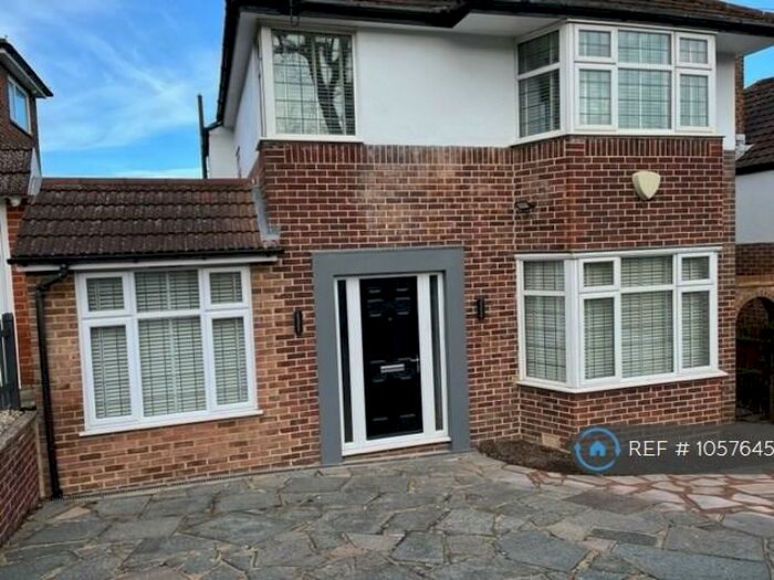 4 Bedroom Detached House To Rent In Mitchley Avenue, Purley, CR8