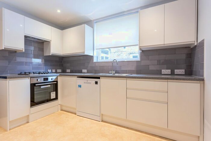 1 Bedroom Flat To Rent In Chandos Avenue, London, W5