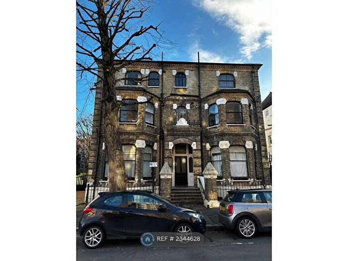 2 Bedroom Flat To Rent In Wilbury Road, Hove, BN3