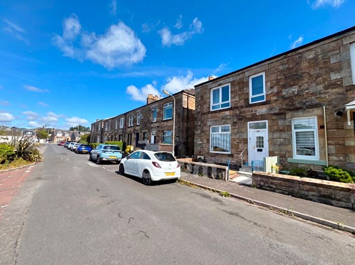2 Bedroom Flat For Sale In Dean Road, Kilbirnie, KA25