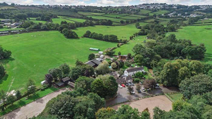 5 Bedroom Equestrian Facility For Sale In Devon/Cornwall Border - Equestrian Business- . Acres, PL15