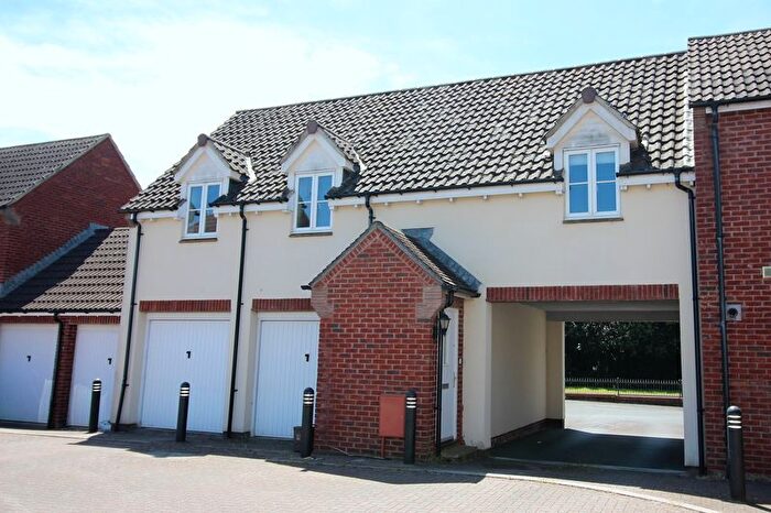 2 Bedroom Coach House To Rent In Lower Meadow, Ilminster, Somerset, TA19