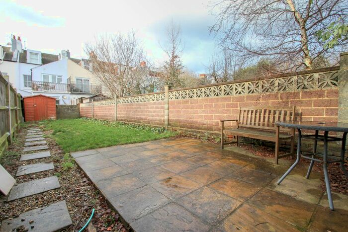 1 Bedroom Flat To Rent In Pembroke Crescent, Hove, BN3