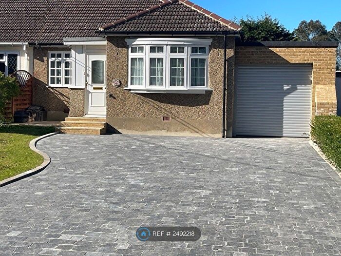 3 Bedroom Bungalow To Rent In Hatch Road, Brentwood, CM15