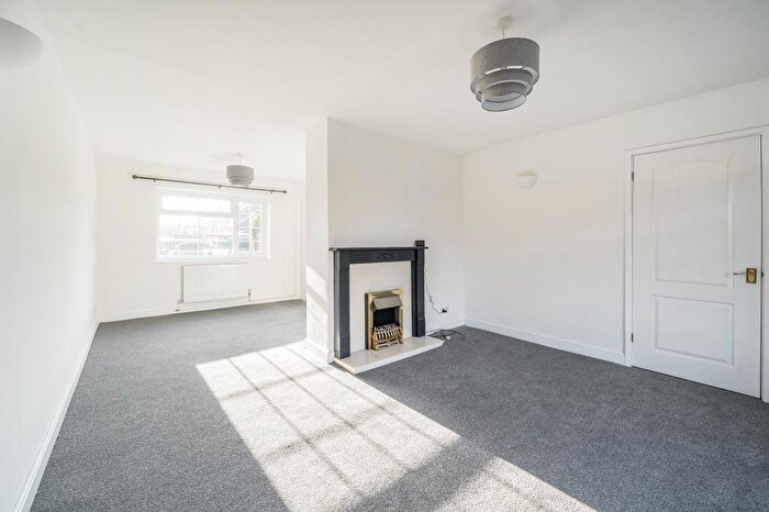 3 Bedroom Terraced House To Rent In Hereford, Herefordshire, HR2