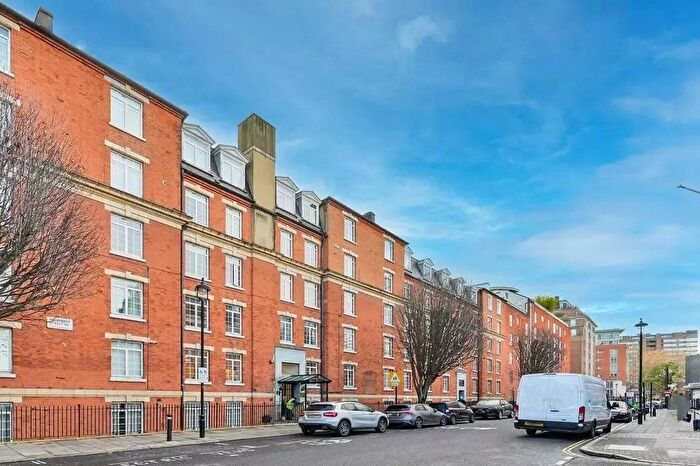 Studio To Rent In Marble Arch Apartments, Marylebone, London, W1H