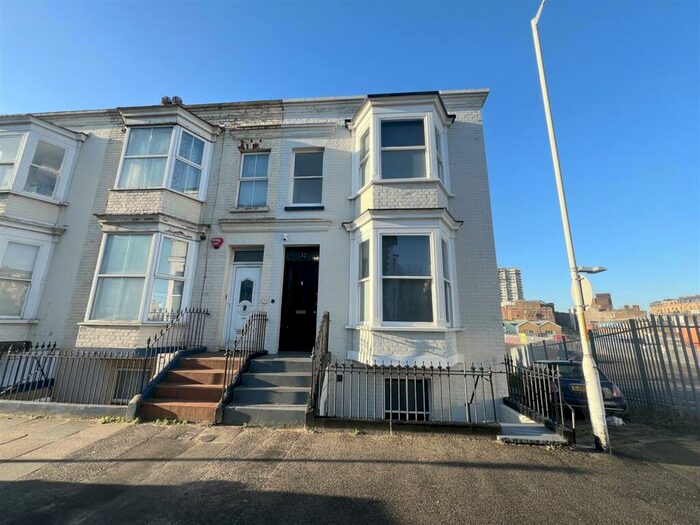 5 Bedroom End Of Terrace House To Rent In Belgrave Road, Margate, CT9