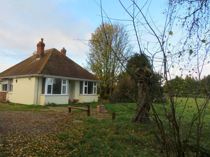 3 Bedroom Detached Bungalow To Rent In Mildenhall Road, Barton Mills, Bury St. Edmunds, IP28