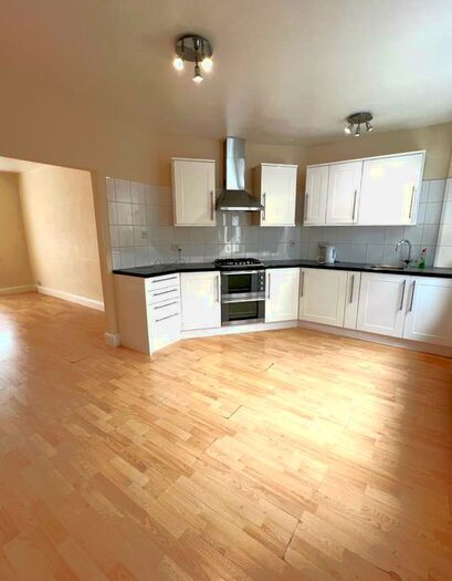 3 Bedroom End Of Terrace House To Rent In Heath Park Road, Heath Park, Romford, RM2