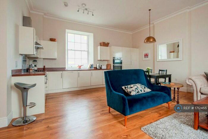 4 Bedroom Flat To Rent In Arthur Milton Street, Bristol, BS7