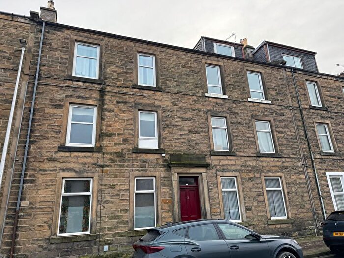 3 Bedroom Flat To Rent In /, Duke Street, Hawick, TD9