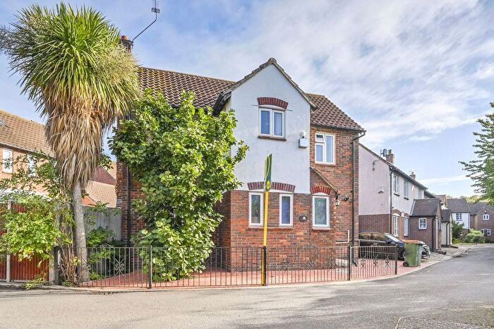 4 Bedroom Detached House For Sale In Beckton, , Beckton, London, E16