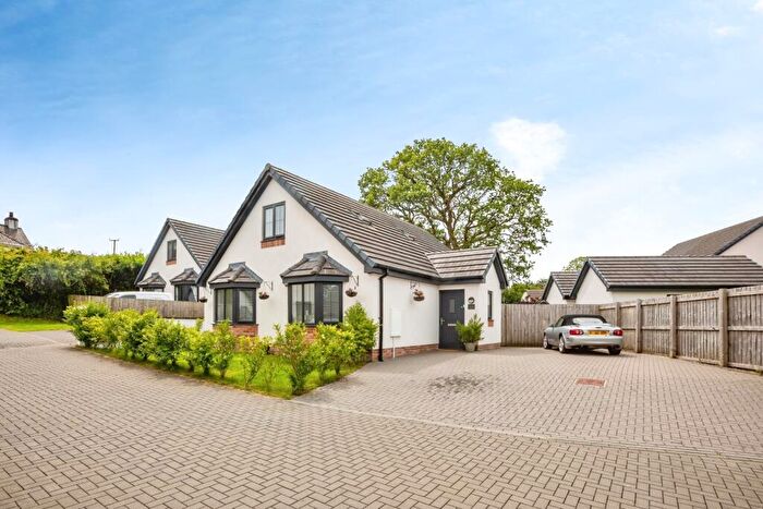 3 Bedroom Bungalow For Sale In Cwrt Dolwerdd, Boncath, Pembrokeshire, SA37