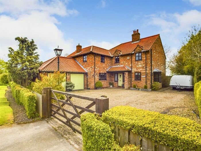 4 Bedroom Detached House For Sale In Aike, Driffield, YO25