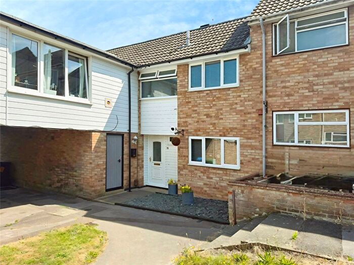 2 Bedroom Terraced House For Sale In Swaledale, Bracknell, Berkshire, RG12