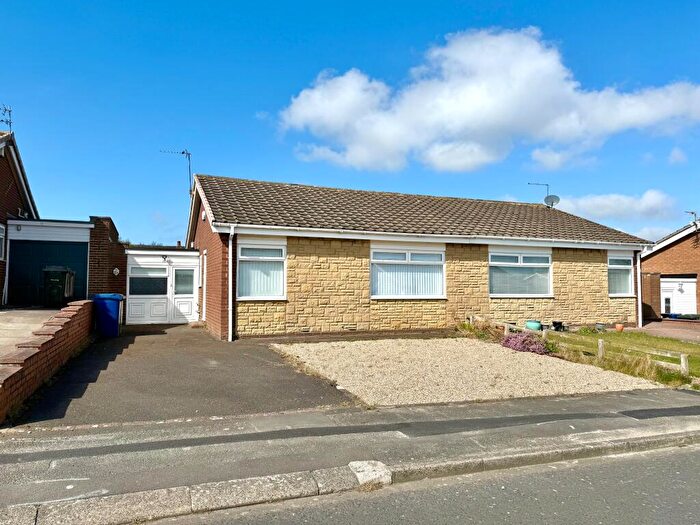 2 Bedroom Bungalow For Sale In Kidderminster Drive, Chapel Park, Newcastle Upon Tyne, NE5