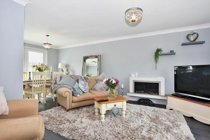 3 Bedroom Link Detached House For Sale In Glenridding Drive, Barrow-In-Furness, LA14