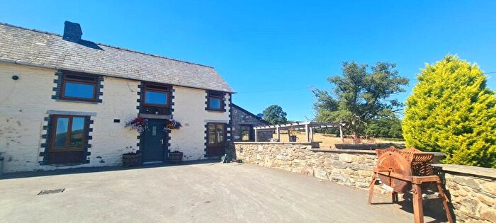 2 Bedroom Semi-Detached House To Rent In Hundred House, Llandrindod Wells, Powys, LD1