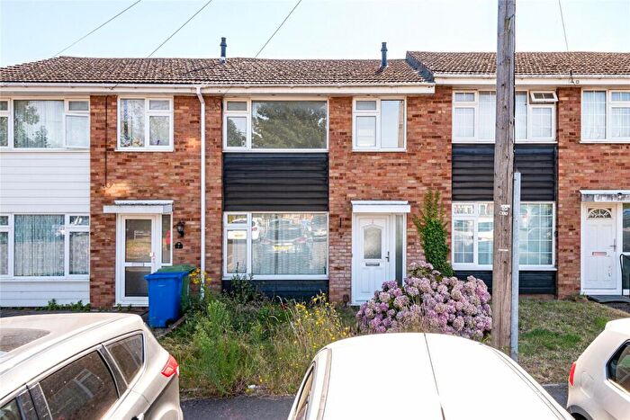 3 Bedroom Terraced House To Rent In Heather Close, Sittingbourne, Kent, ME10