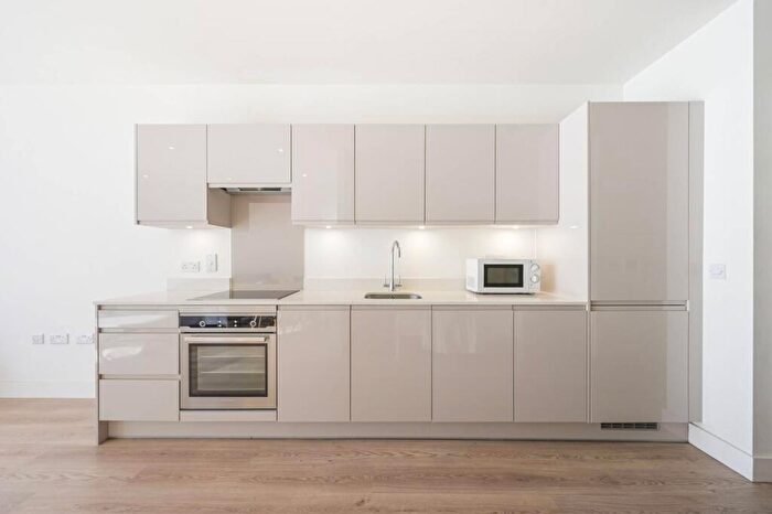 Studio To Rent In Blair Street, Poplar, London, E14