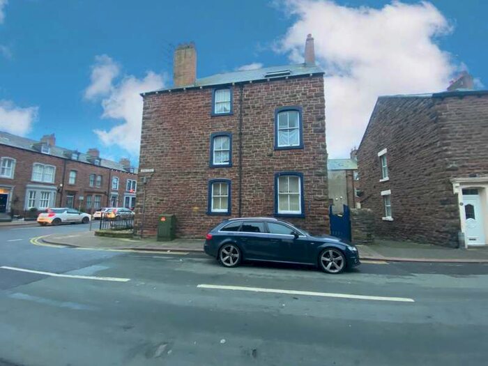 1 Bedroom Apartment To Rent In Curzon Street, Maryport, Cumbria, CA15