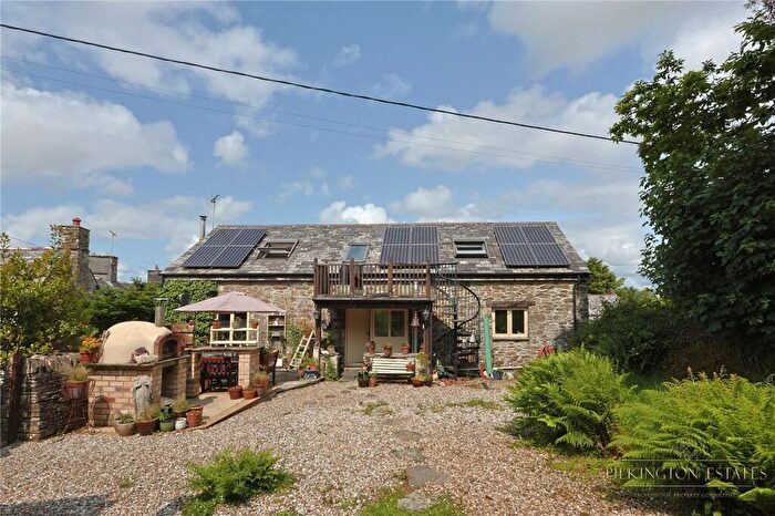 6 Bedroom Detached House For Sale In Newtown Road, Congdons Shop, Launceston, Cornwall, PL15
