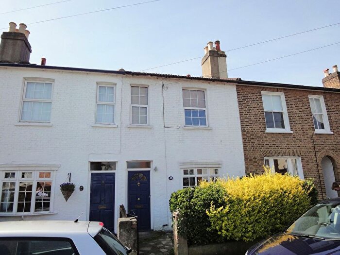 2 Bedroom Terraced House To Rent In Clifton Road, Wallington, Surrey, SM6