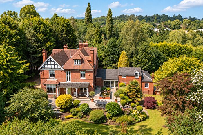 7 Bedroom Detached House For Sale In Comberton Road, Kidderminster, DY10