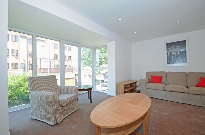 4 Bedroom Detached House To Rent In Rotherhithe Street, Surrey Quays, London, SE16