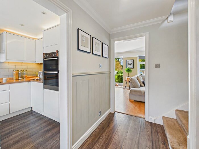 3 Bedroom Terraced House For Sale In Windmill Close, Clanfield, PO8