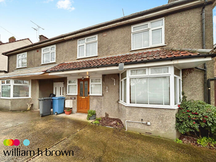 3 Bedroom Semi Detached House To Rent In Norwich Road, Ipswich, IP1