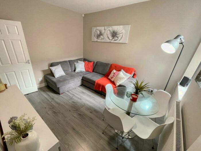 1 Bedroom House To Rent In Empress Road (House Share), L7