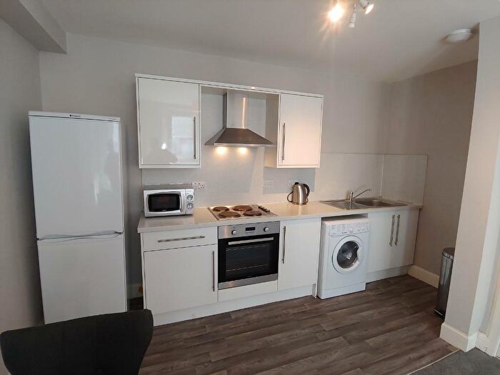 1 Bedroom Flat To Rent In Stewart Terrace, Gorgie, Edinburgh, EH11