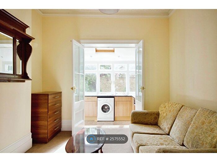 1 Bedroom Flat To Rent In Wray Crescent, London, N4