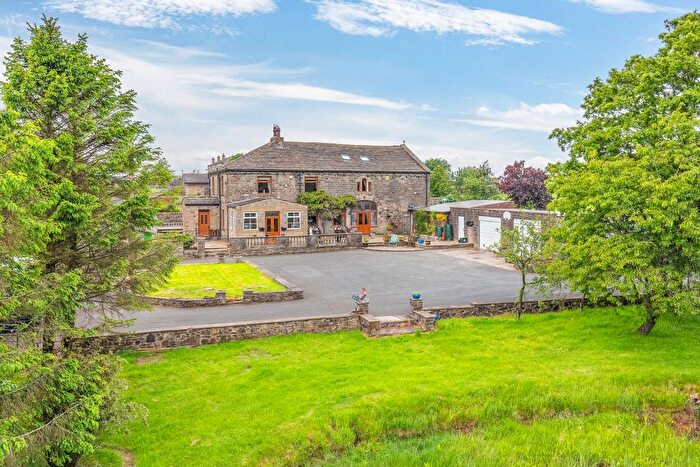 5 Bedroom Farm For Sale In Springfield Farm, Flappit Springs, BD21