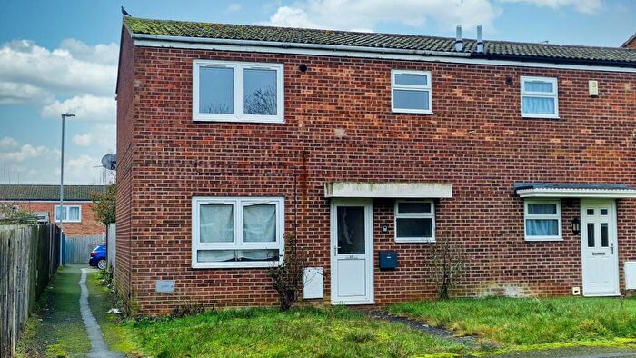 3 Bedroom End Of Terrace House For Sale In Perceval Close, Rye Hill, Northampton, NN5