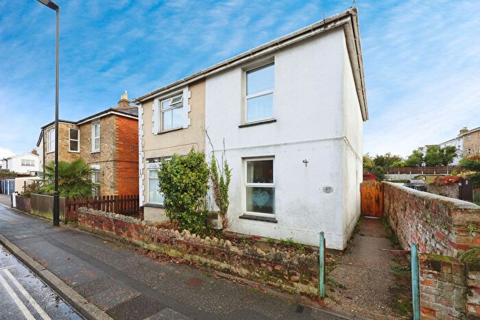 3 Bedroom Semi Detached House For Sale In Green Street, Ryde, Isle Of Wight, PO33