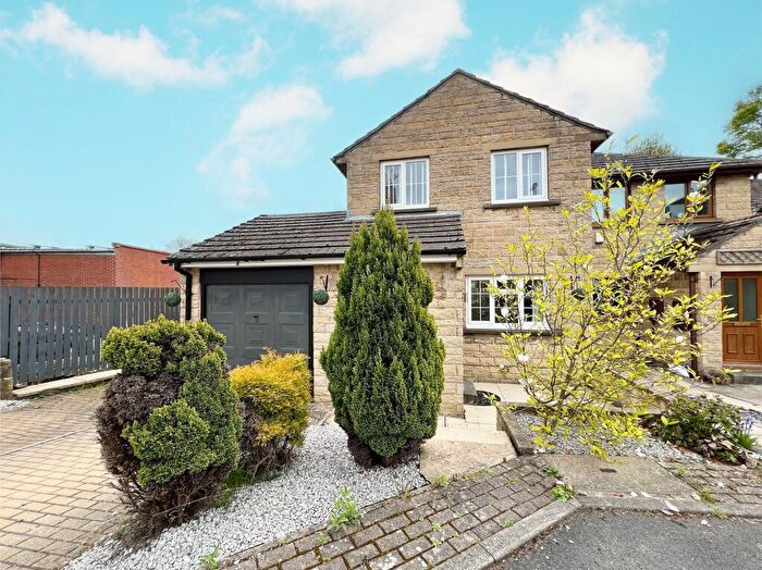 3 Bedroom Semi-Detached House For Sale In Morley Fold, Denby Dale, HD8