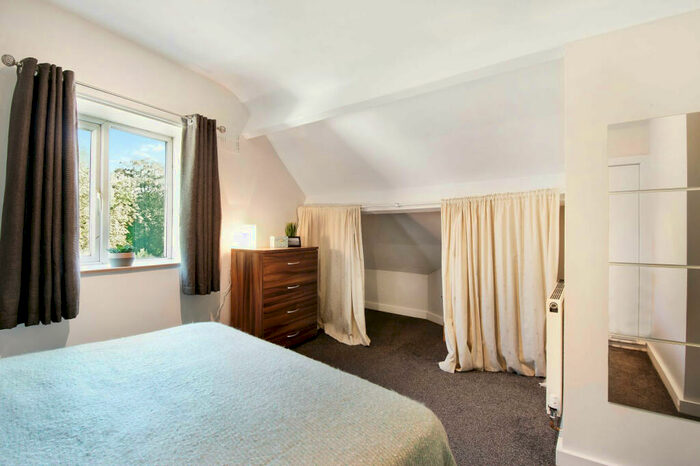 1 Bedroom Flat To Rent In Wood Lane, Leeds, LS6