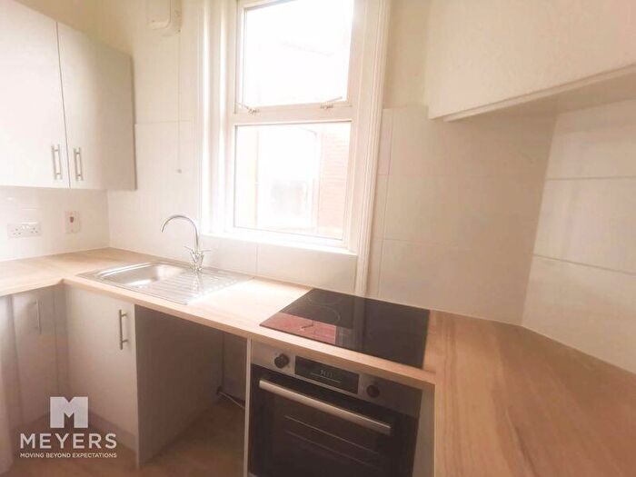 2 Bedroom Apartment To Rent In Seabourne Road, Southbourne, BH5